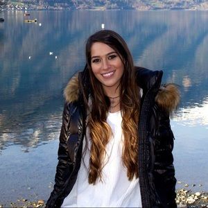 Meet your Posher, Carson